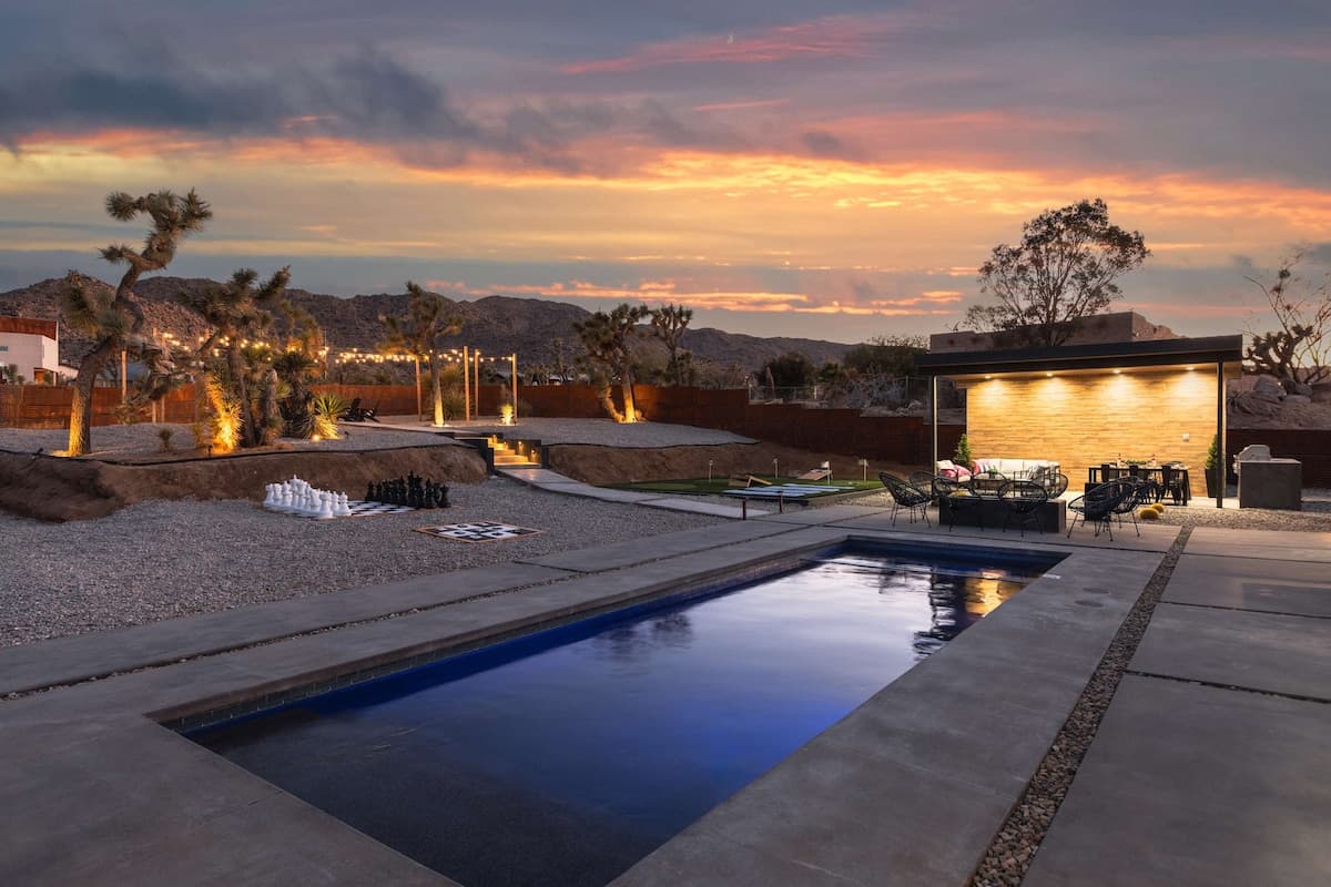 JT Luxe Compound-Pool/Spa/Pickleball/Dome